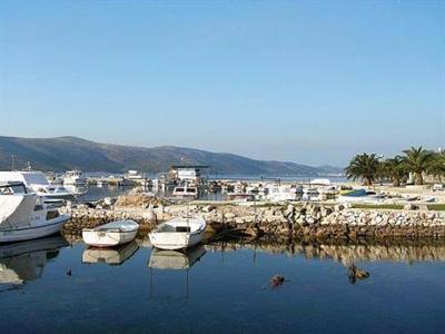 фото отеля Villa Rustica Dalmatia Apartment Seget Vranjica