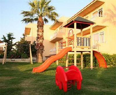 фото отеля Lavris Hotel & Bungalows