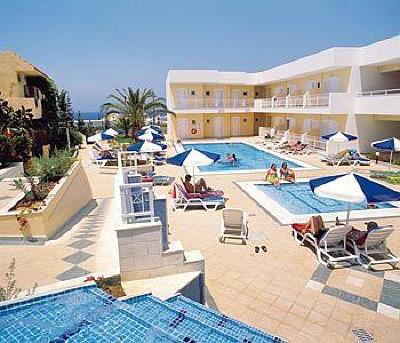 фото отеля Lavris Hotel & Bungalows