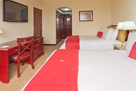 фото отеля Crowne Plaza Guatemala