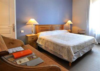 фото отеля Hotel et Caves Des Paulands Aloxe-Corton