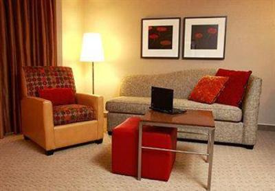 фото отеля Cascadia Hotel & Suites