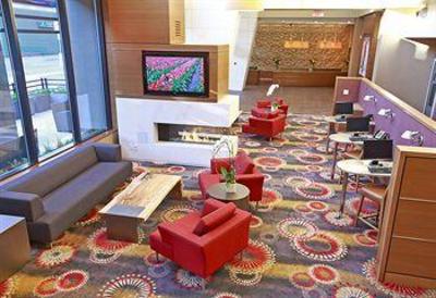 фото отеля Cascadia Hotel & Suites