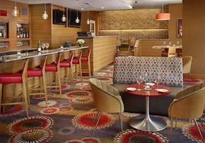 фото отеля Cascadia Hotel & Suites