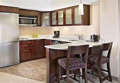 фото отеля Cascadia Hotel & Suites