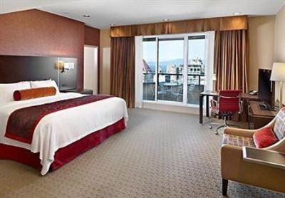 фото отеля Cascadia Hotel & Suites