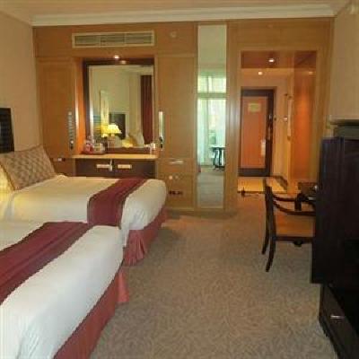 фото отеля Beach Rotana Hotel Abu Dhabi