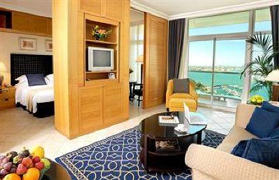 фото отеля Beach Rotana Hotel Abu Dhabi