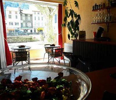 фото отеля Confort Hotel Tarascon sur Ariege