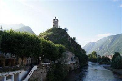 фото отеля Confort Hotel Tarascon sur Ariege