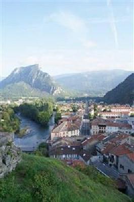 фото отеля Confort Hotel Tarascon sur Ariege