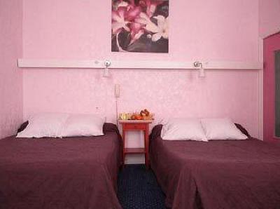 фото отеля Confort Hotel Tarascon sur Ariege