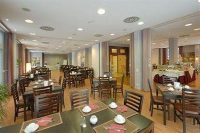 фото отеля BEST WESTERN Michels Hotel Am Schloss Koepenick