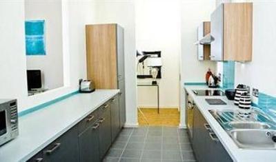 фото отеля Princes Street Suites at 16 Waterloo Place
