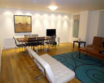 фото отеля Princes Street Suites at 16 Waterloo Place