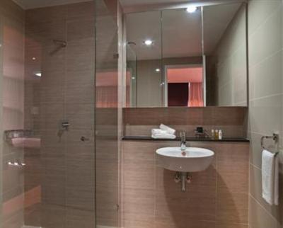 фото отеля Meriton Serviced Apartments-Campbell Street