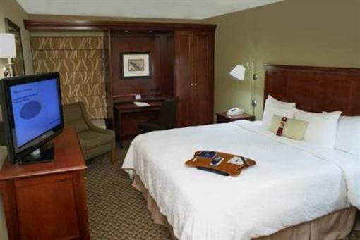 фото отеля Hampton Inn Dallas/Addison
