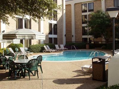 фото отеля Hampton Inn Dallas/Addison