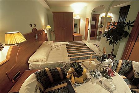 фото отеля Ambassador Hotel Tortoreto