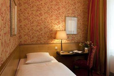 фото отеля Hotel Smolka Hamburg