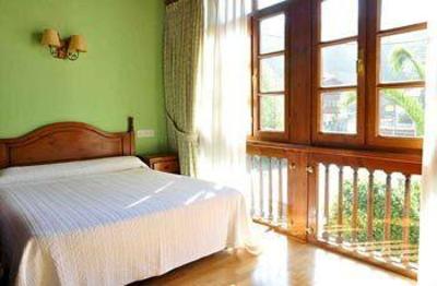 фото отеля Hotel La Balsa Cangas de Onis