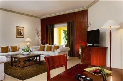 фото отеля Moevenpick Hotel Cairo-Media City