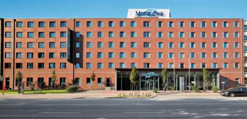 фото отеля Motel One Hamburg Altona