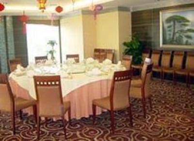 фото отеля Royalty Hotel