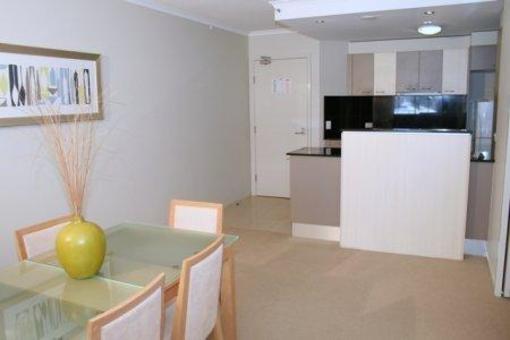 фото отеля Trilogy Surfers Paradise Apartments Gold Coast