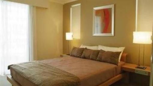 фото отеля Trilogy Surfers Paradise Apartments Gold Coast