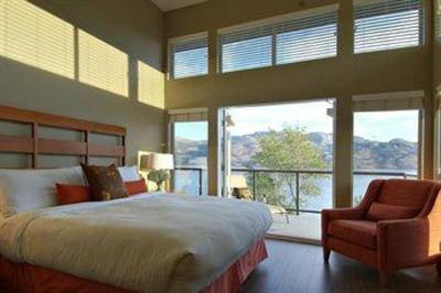 фото отеля Cove Lakeside Resort