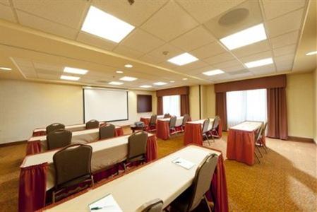 фото отеля Country Inn & Suites by Carlson at Ontario Mills