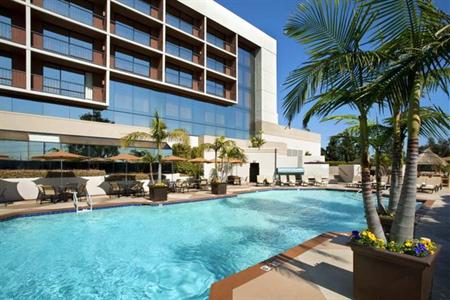 фото отеля Hilton Orange County / Costa Mesa