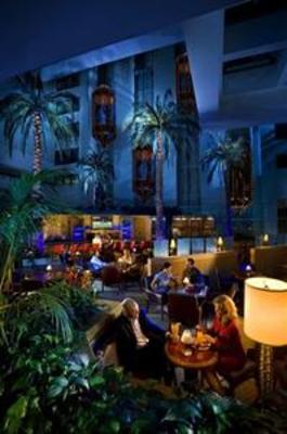 фото отеля Hilton Orange County / Costa Mesa