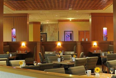 фото отеля Hilton Orange County / Costa Mesa