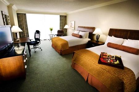 фото отеля Hilton Orange County / Costa Mesa