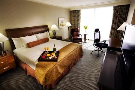 фото отеля Hilton Orange County / Costa Mesa
