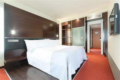 фото отеля Tryp Ceuta