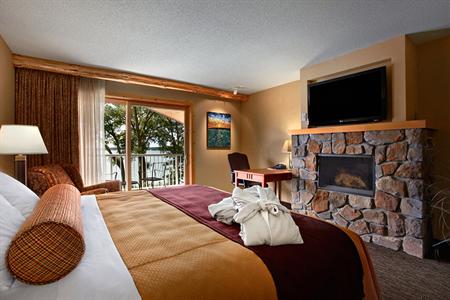 фото отеля BEST WESTERN PREMIER The Lodge on Lake Detroit