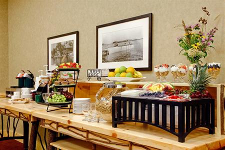 фото отеля BEST WESTERN PREMIER The Lodge on Lake Detroit