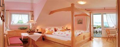фото отеля Waldhotel Fehrenbach