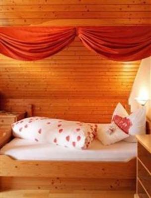 фото отеля Waldhotel Fehrenbach
