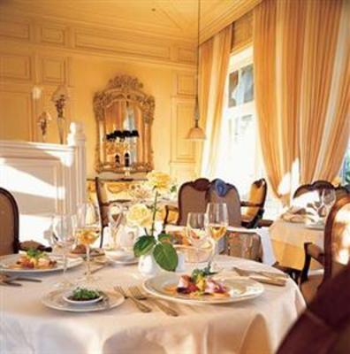 фото отеля Interalpen-Hotel Tyrol