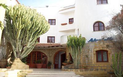 фото отеля Hotel Akrabello