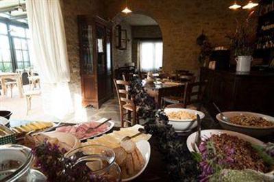 фото отеля La Tavola dei Cavalieri
