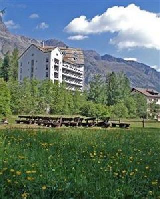 фото отеля Hotel Schweizerhof Sils-Maria