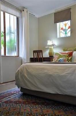 фото отеля Ginnegaap Guesthouse