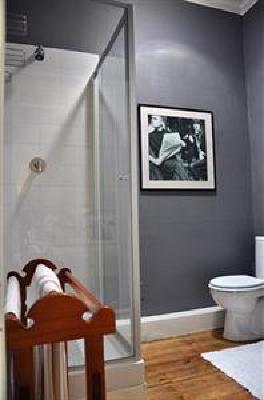 фото отеля Ginnegaap Guesthouse