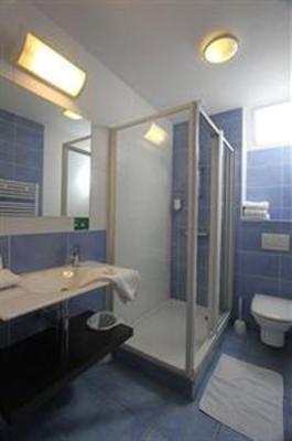фото отеля Quality Hotel La Marebaudiere Vannes