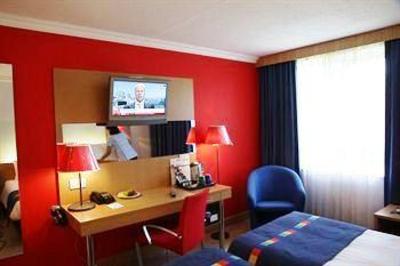 фото отеля Park Inn West  Bromwich